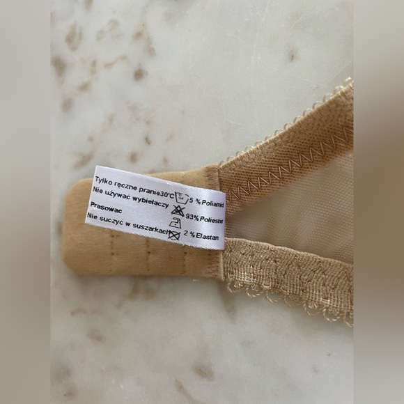 Sawren Intimates | European Lace Lingerie Set, Size 32E Top & Size Small Bottoms - Picture 9 of 15